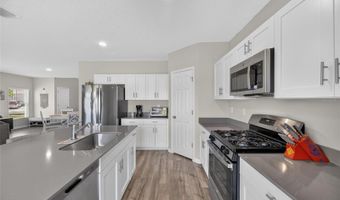 5495 SUMMER SUNSET Dr, Apollo Beach, FL 33572