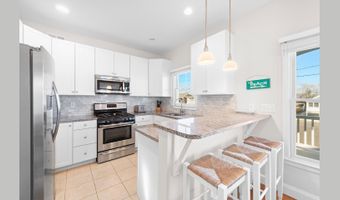 220 TAYLOR Ave, Beach Haven, NJ 08008
