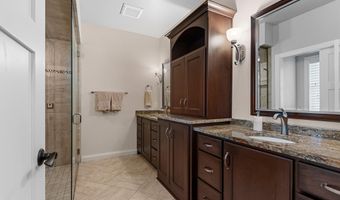 6600 N KUREY Dr, Appleton, WI 54913