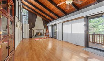 38 STRUDEL Ct, Basye, VA 22810