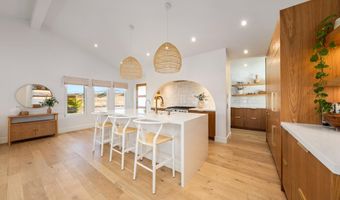 2040 Kanakanui Rd, Kihei, HI 96753