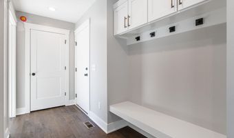 6482 Fillmore St, Allendale, MI 49401