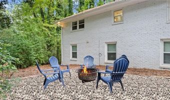 204 Cold Creek Dr, Alpharetta, GA 30009