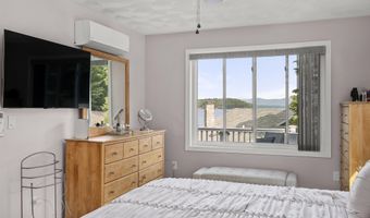 36 Elm St, Alton, NH 03810