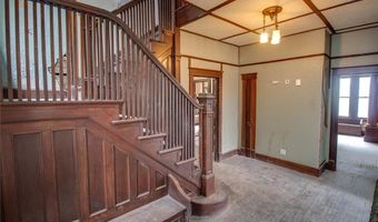 524 E 7th St, Alton, IL 62002