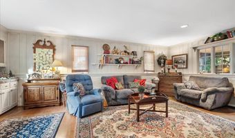1670 Church St, Appomattox, VA 24522