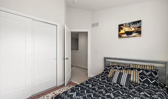 2824 Ridington Rd, Ann Arbor, MI 48105