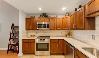 1 Tupperware Dr 226, North Smithfield, RI 02896