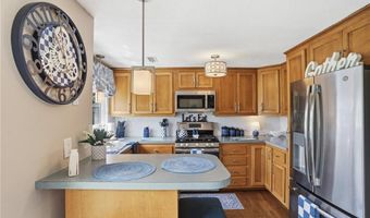 24 Pond Ct 24A, North Providence, RI 02904