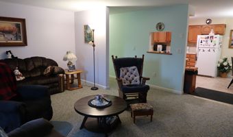 65 Smith St, Augusta, ME 04330