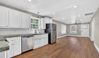 715 Maple Shade, Alma, AR 72921