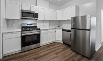 154 W 29TH St 2, Bayonne, NJ 07002