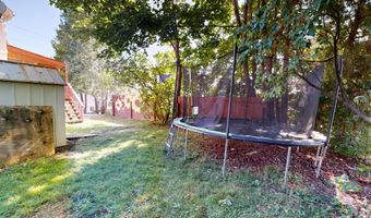 4 Monroe St, Augusta, ME 04330