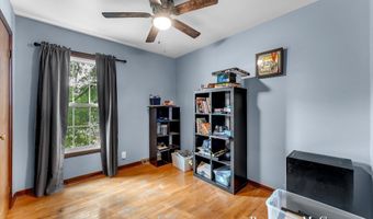 667 Duxbury Ct SE, Ada, MI 49301