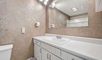 1829 Edward Ln, Anderson, IN 46012