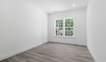 2012 SAINT JAMES Rd, Accokeek, MD 20607