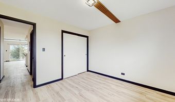 4220 Bonhill Dr 3E, Arlington Heights, IL 60004