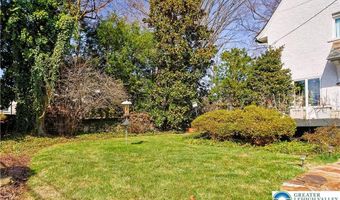 2730 Chew St, Allentown, PA 18104