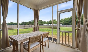 118 W Sand Luggs Ct, Angier, NC 27501