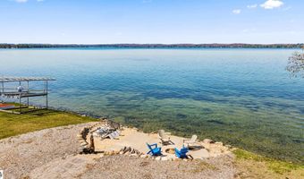 11256 SE Torch Lake Dr, Alden, MI 49612