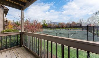 201 Racquet Club Rd 27, Asheville, NC 28803