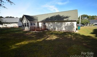 2702 Plantation Way, Albemarle, NC 28001