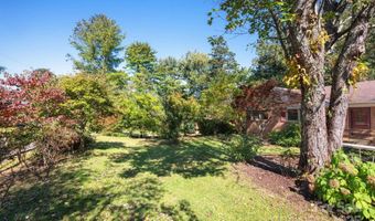 14 Wagon Rd, Asheville, NC 28805
