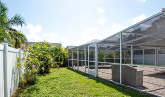 122 ISLAND WATER Way, Apollo Beach, FL 33572