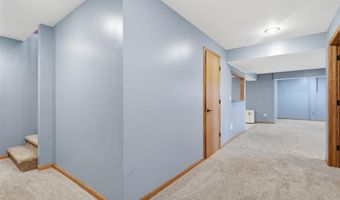 89 Cardinal Ave, Atkins, IA 52206