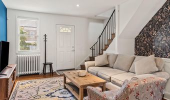 4009 LAURISTON St, Philadelphia, PA 19128