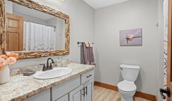 80 Twin Oaks Shr 33 & 35, Bottineau, ND 58318