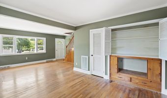 200 Burr Ext St, Barnegat, NJ 08005