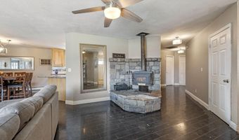 621 Jill Dr, Gardnerville, NV 89460
