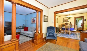 1 Arnold Ave, Newport, RI 02840