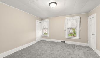 588 Jackson St, Amherst, OH 44001
