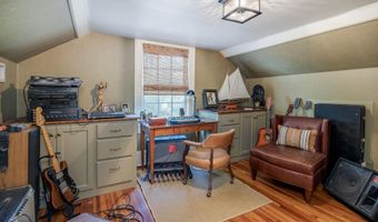 2012 Broad St, Camden, SC 29020