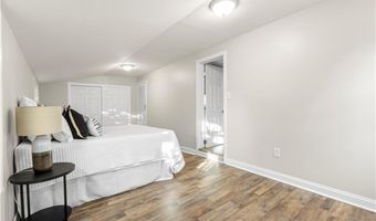 280 Long St, Warwick, RI 02886