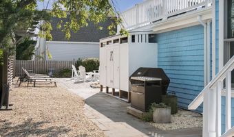 17 E 14TH St, Barnegat Light, NJ 08006
