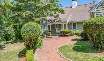 93 Harris Meadow Ln, Barnstable, MA 02630