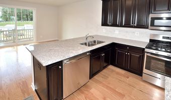 43398 APPLE ORCHARD Sq, Ashburn, VA 20148