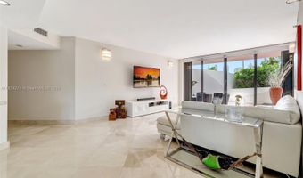 4000 Island Blvd L-2, Aventura, FL 33160
