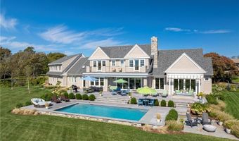 71 Cliff Dr, Narragansett, RI 02882