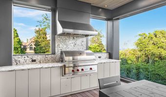 5499 Dune Dr, Avalon, NJ 08202