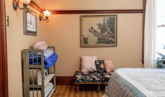 18 Hudson St, Bangor, ME 04401