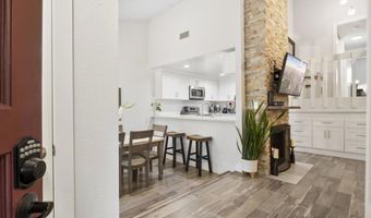 2352 Altisma Way 13, Carlsbad, CA 92009