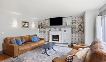 29 Harvest Dr, Coventry, RI 02816
