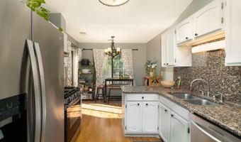 1650 Partridge Ln 4, Arlington Heights, IL 60004