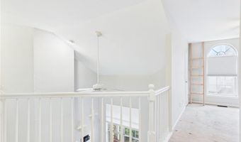 626 Smithfield Rd 909, North Providence, RI 02904