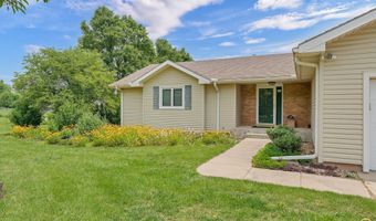 8324 SW Indian Hills Rd, Auburn, KS 66402