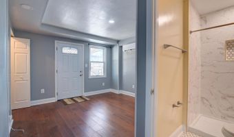 2258 ARLINGTON Ter, Alexandria, VA 22303
